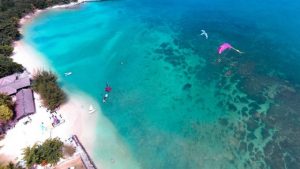 Pantai-Tanjung-Lesung-680x382