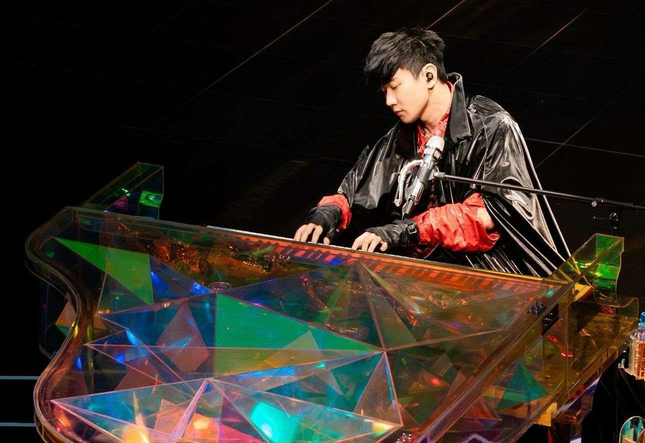 lz2c05muqwrnkn1 JJ Lin Siap Memukau Jakarta dengan Konser "JJ20 World Tour"
